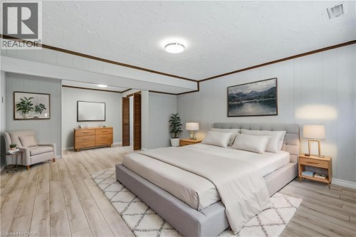 1621 Morrison Road, Cambridge, ON - Indoor Photo Showing Bedroom