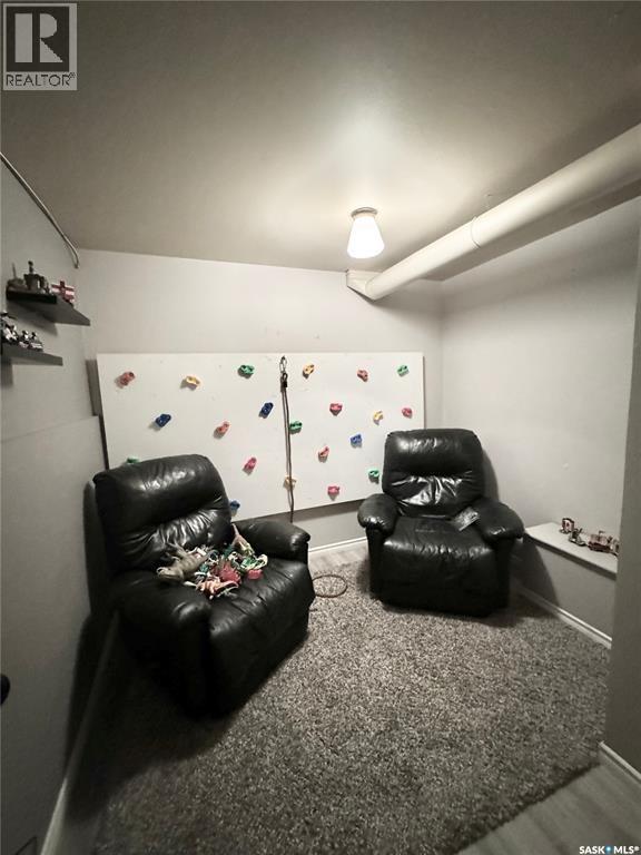 1908 3Rd Avenue E, Prince Albert, SK - Indoor Photo Showing Garage