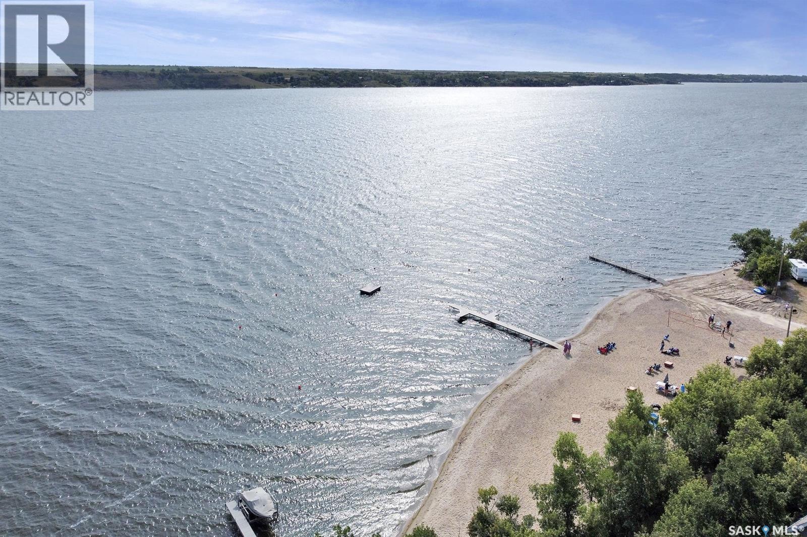 10 Grandview Road, Grandview Beach, SK