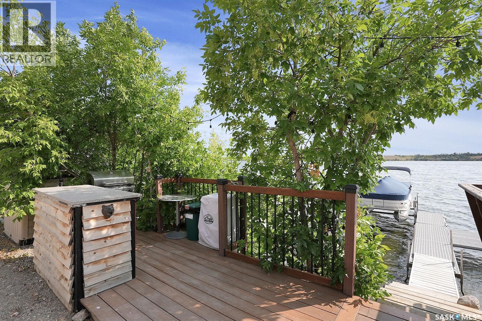 10 Grandview Road, Grandview Beach, SK