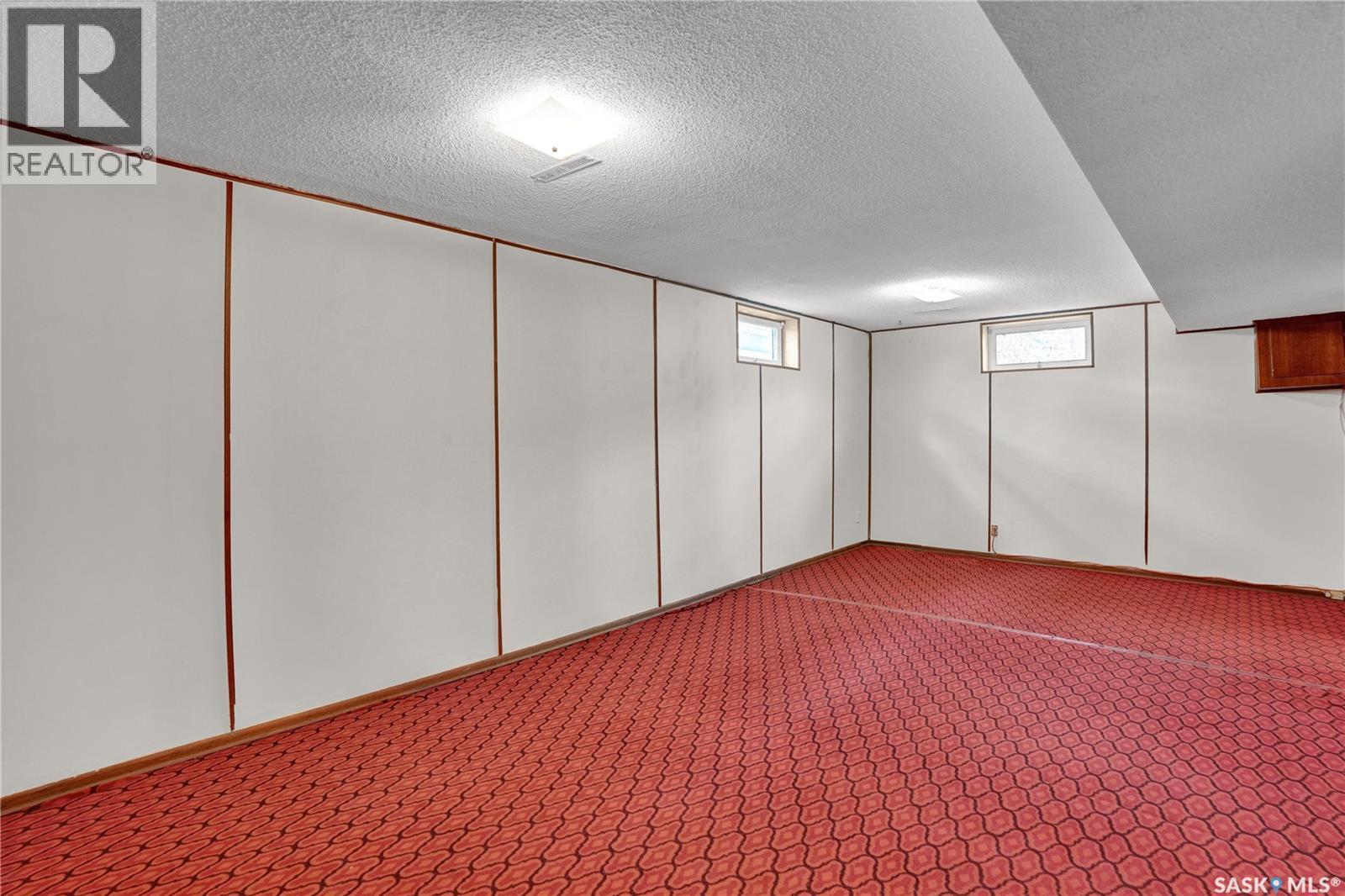209 Broad Street N, Regina, SK - Indoor Photo Showing Other Room