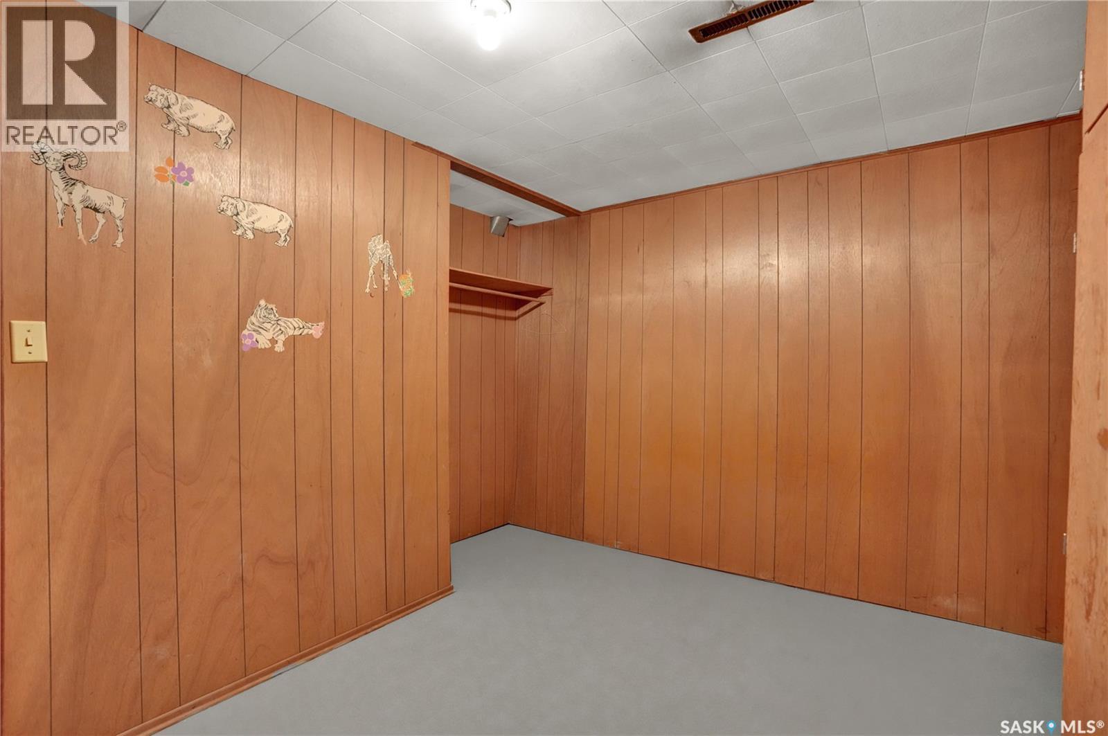 209 Broad Street N, Regina, SK - Indoor Photo Showing Other Room