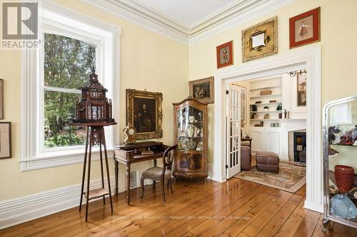 212 Queen Street E, Cambridge, ON - Indoor Photo Showing Other Room
