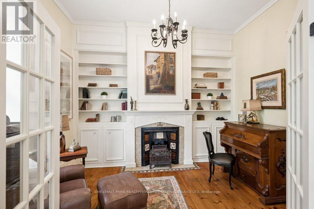 212 Queen Street E, Cambridge, ON - Indoor With Fireplace