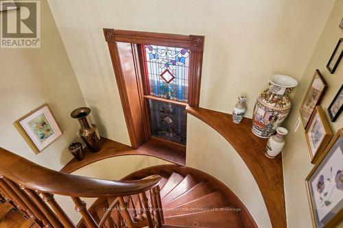 212 Queen Street E, Cambridge, ON - Indoor Photo Showing Other Room
