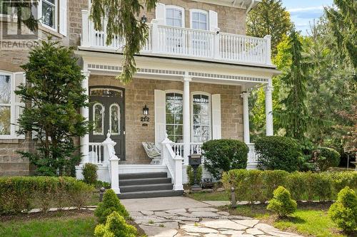212 Queen Street E, Cambridge, ON - Outdoor With Facade