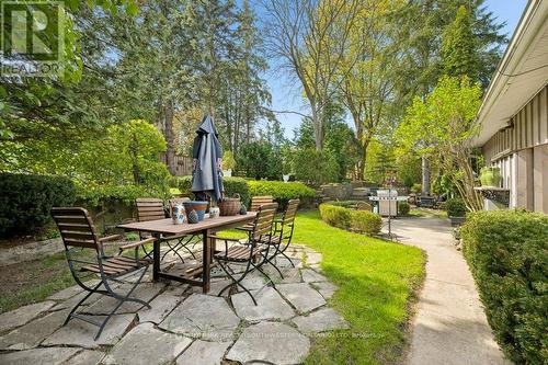 212 Queen Street E, Cambridge, ON - Outdoor