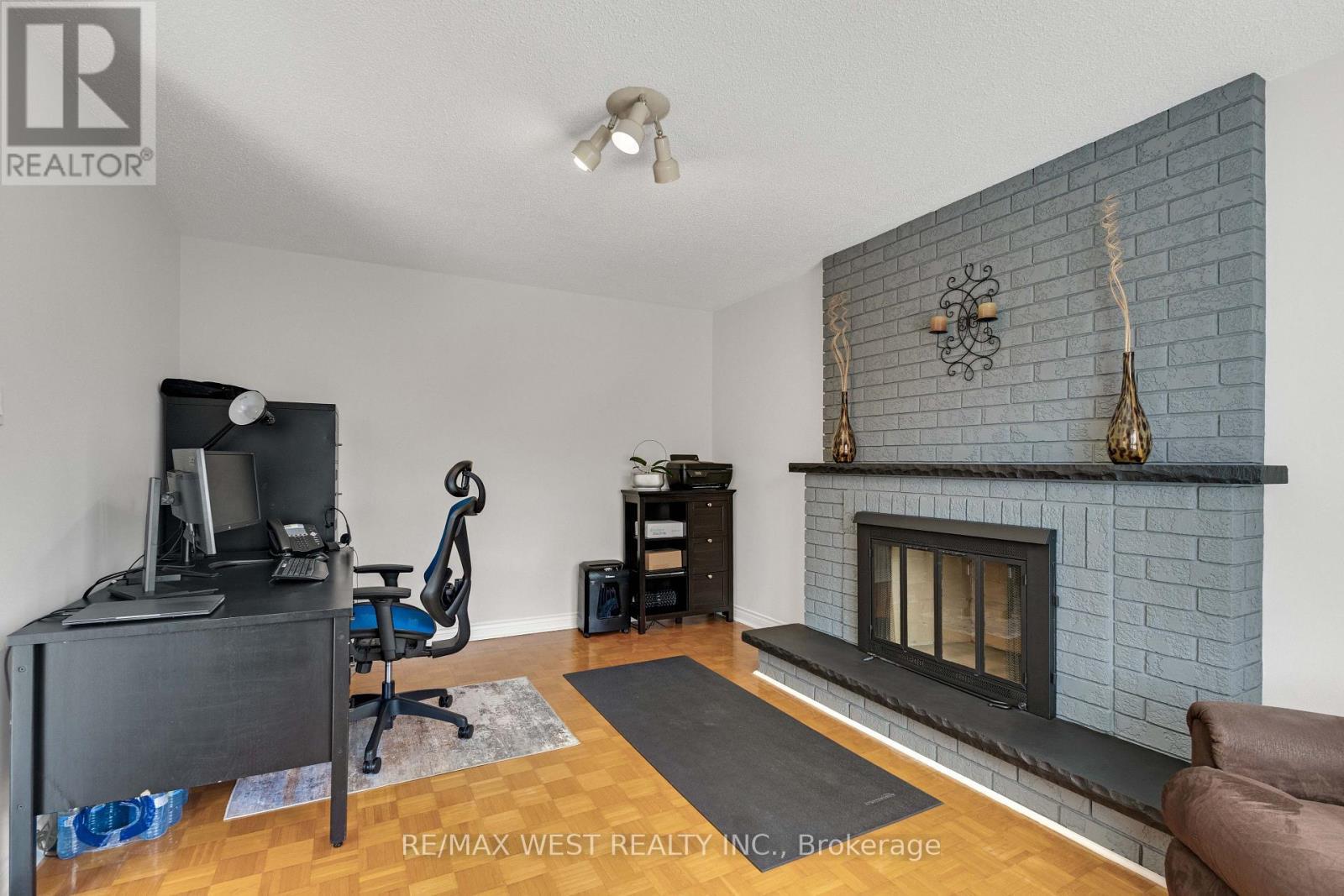 37 Lime Drive, Vaughan, ON - Indoor With Fireplace