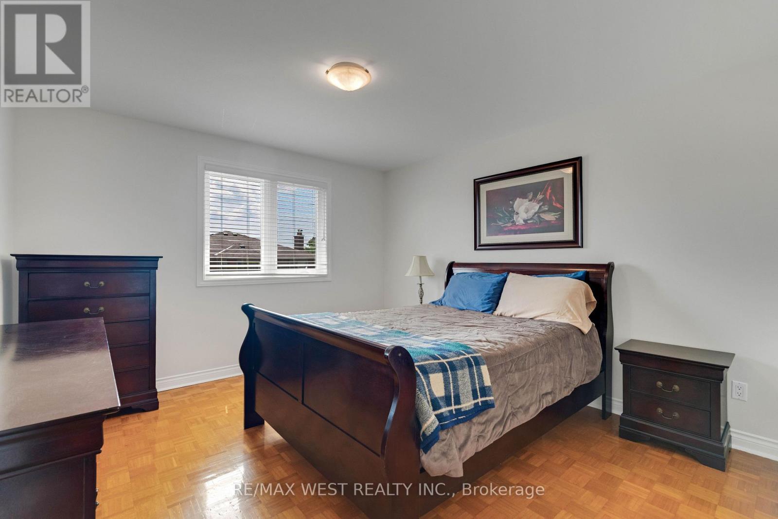 37 Lime Drive, Vaughan, ON - Indoor Photo Showing Bedroom
