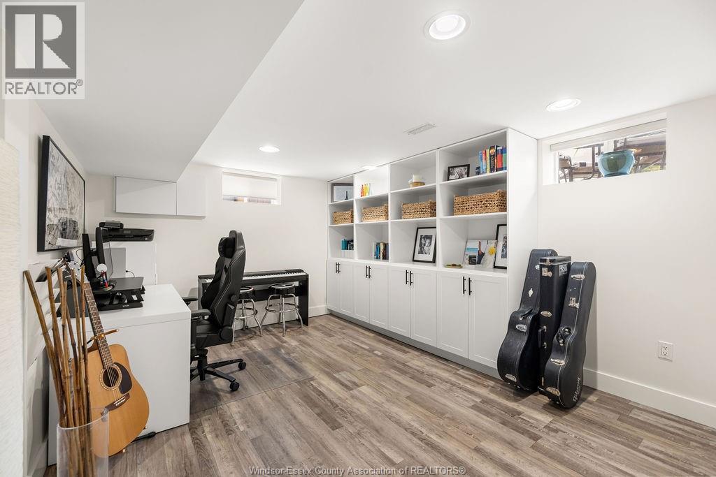 426 Bertha, Windsor, ON - Indoor Photo Showing Office