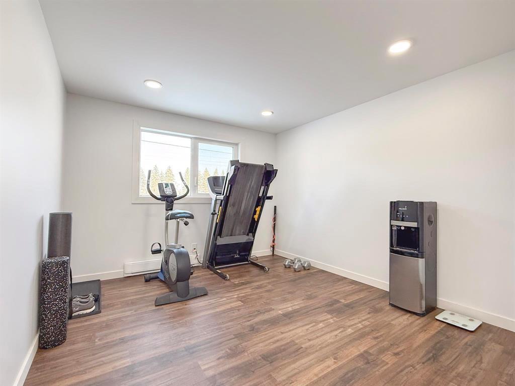 38 Goodridge Road, Virden, MB - Indoor Photo Showing Gym Room