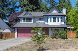 6736 Rhodonite Dr Sooke, BC V9Z 0H5