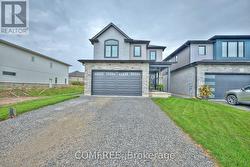 8880 ANGIE DRIVE Niagara Falls (Forestview), ON L2H 3W8