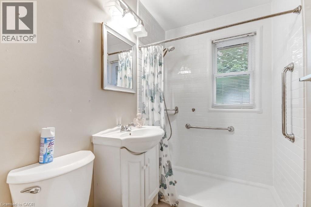 74 Scrimger Avenue, Cambridge, ON