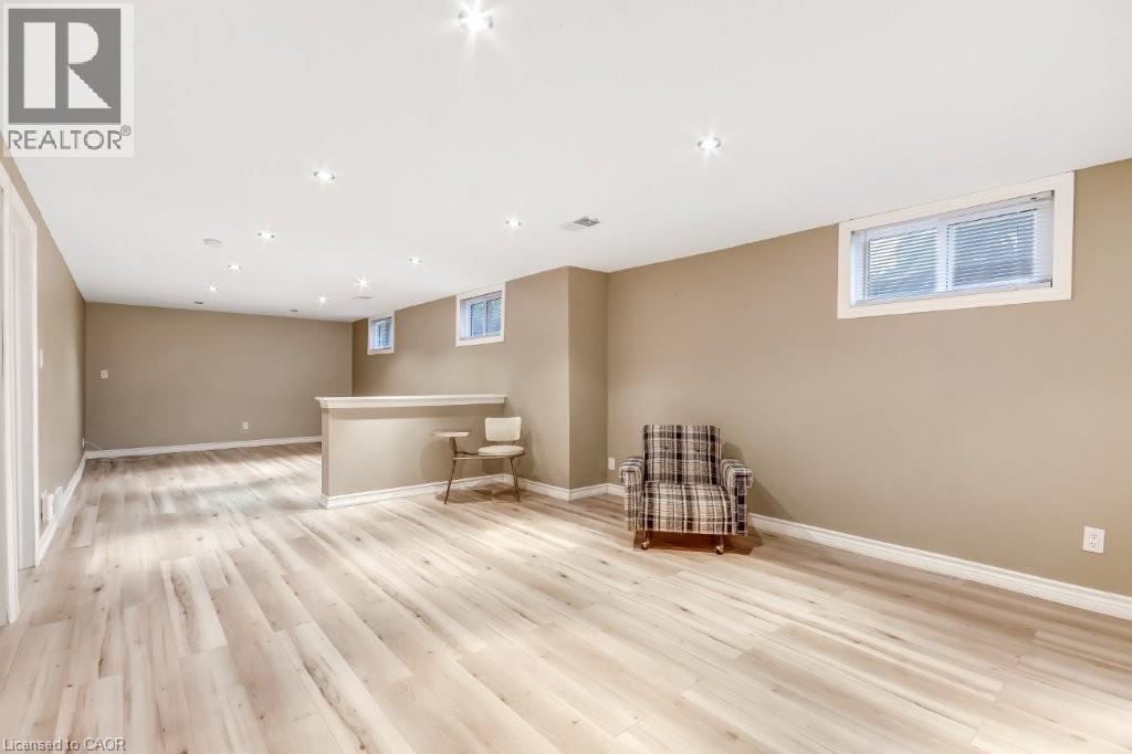 74 Scrimger Avenue, Cambridge, ON