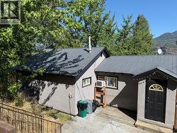 943 Mountain Street Trail, BC V1R 3G6