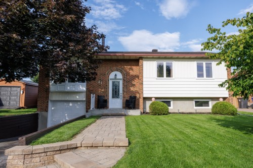 61 Rue Prévost  Vaudreuil-Dorion, QC J7V 8P5