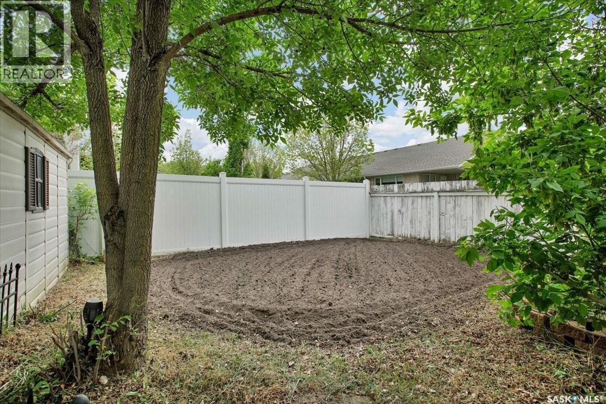 214 Burke Place, Warman, SK - Outdoor