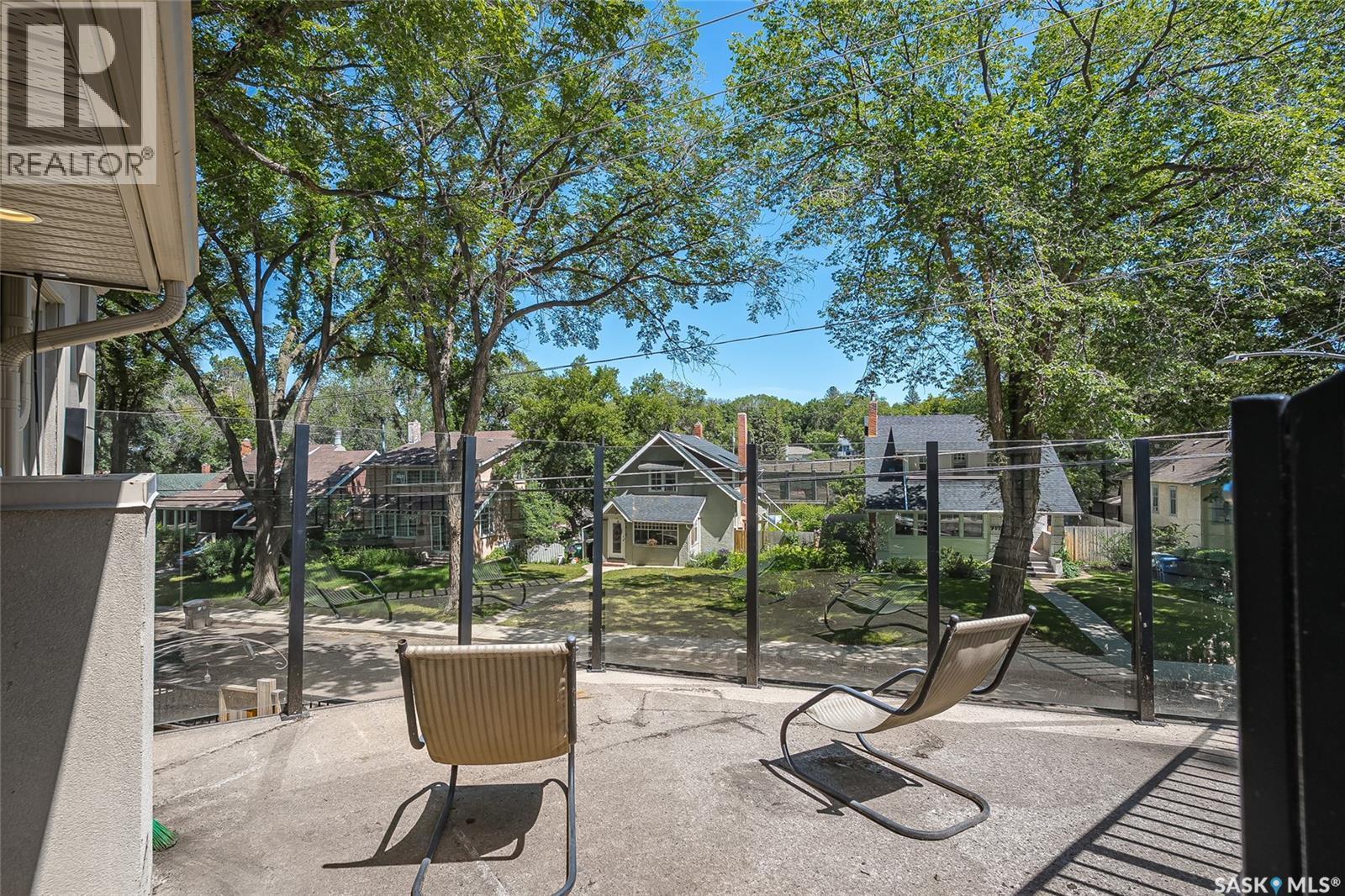 100 Poplar Crescent, Saskatoon, SK - Outdoor