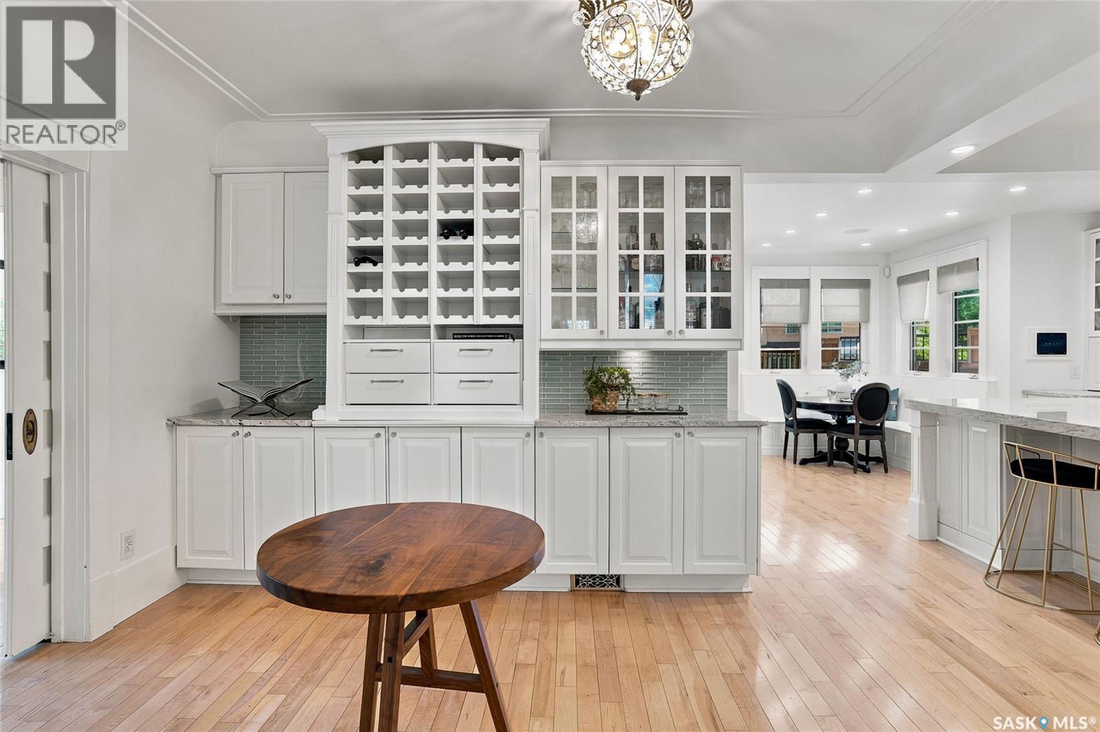 100 Poplar Crescent, Saskatoon, SK - Indoor