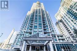 1705 - 21 HILLCREST AVENUE Toronto, ON M2N 3N4
