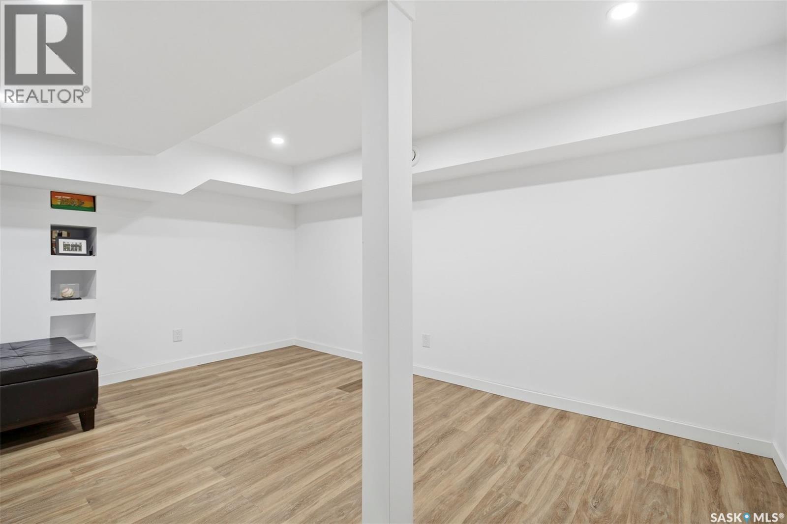 312 3Rd Street W, Warman, SK - Indoor Photo Showing Other Room