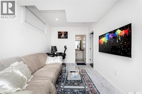 547 Evergreen Boulevard, Saskatoon, SK - Indoor