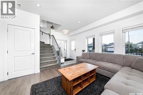547 Evergreen Boulevard, Saskatoon, SK - Indoor Photo Showing Living Room