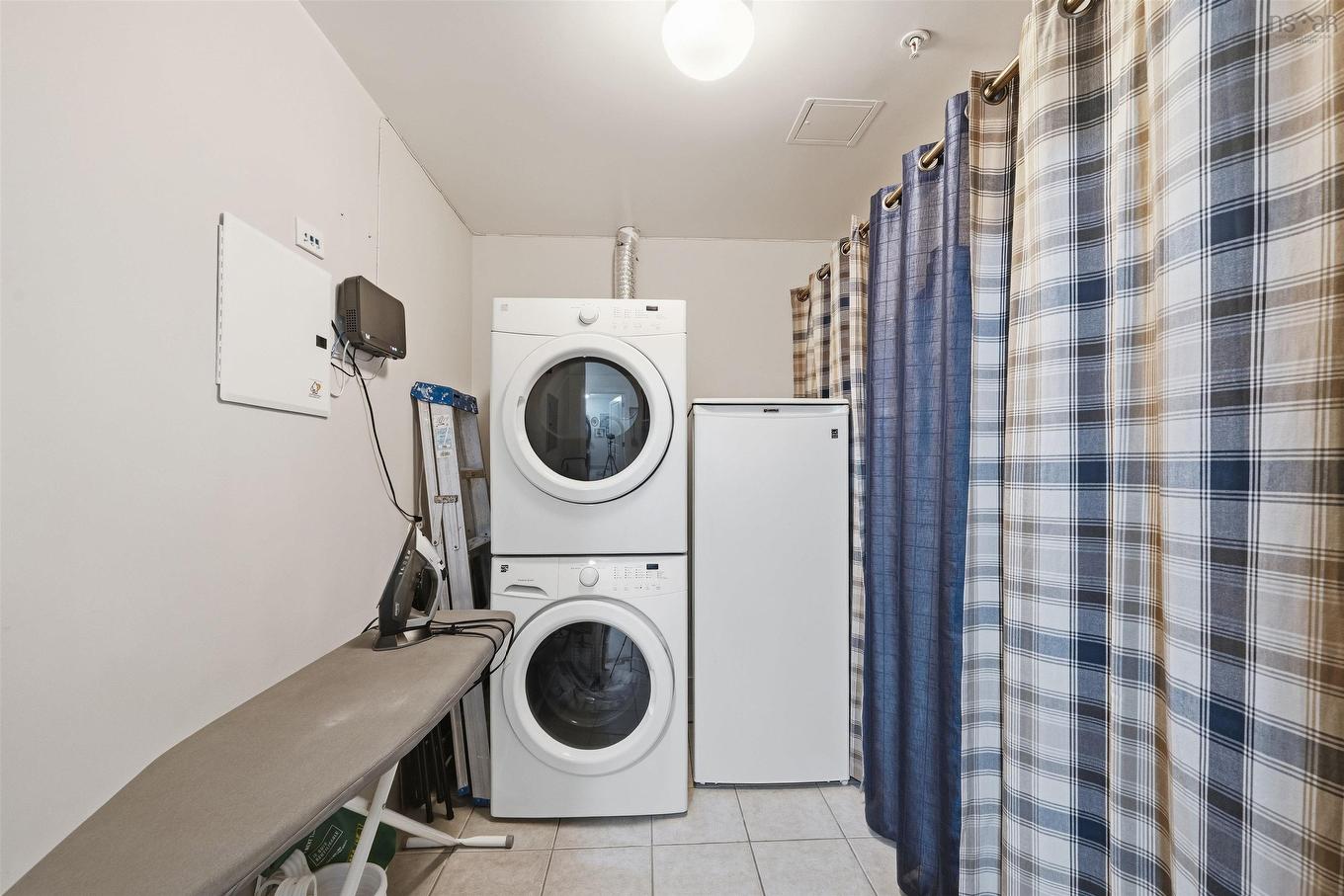 410 202 Walter Havil Drive, Halifax, NS - Indoor Photo Showing Laundry Room