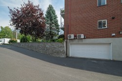 Garage - 