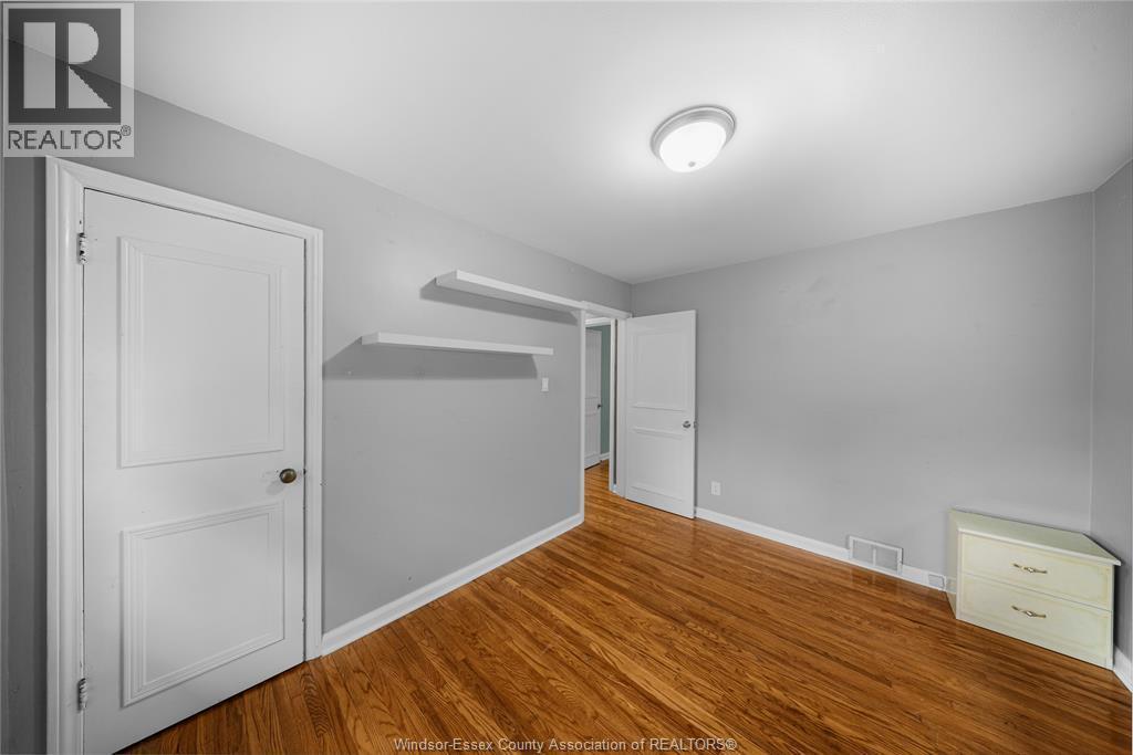 3130 Academy Drive, Windsor, ON - Indoor Photo Showing Other Room
