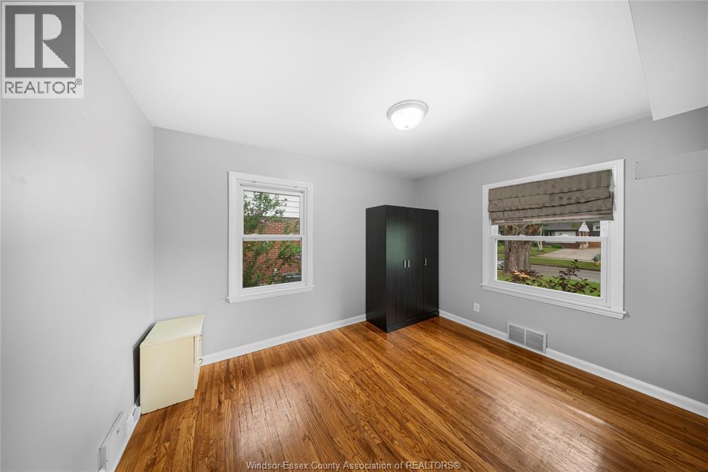 3130 Academy Drive, Windsor, ON - Indoor Photo Showing Other Room