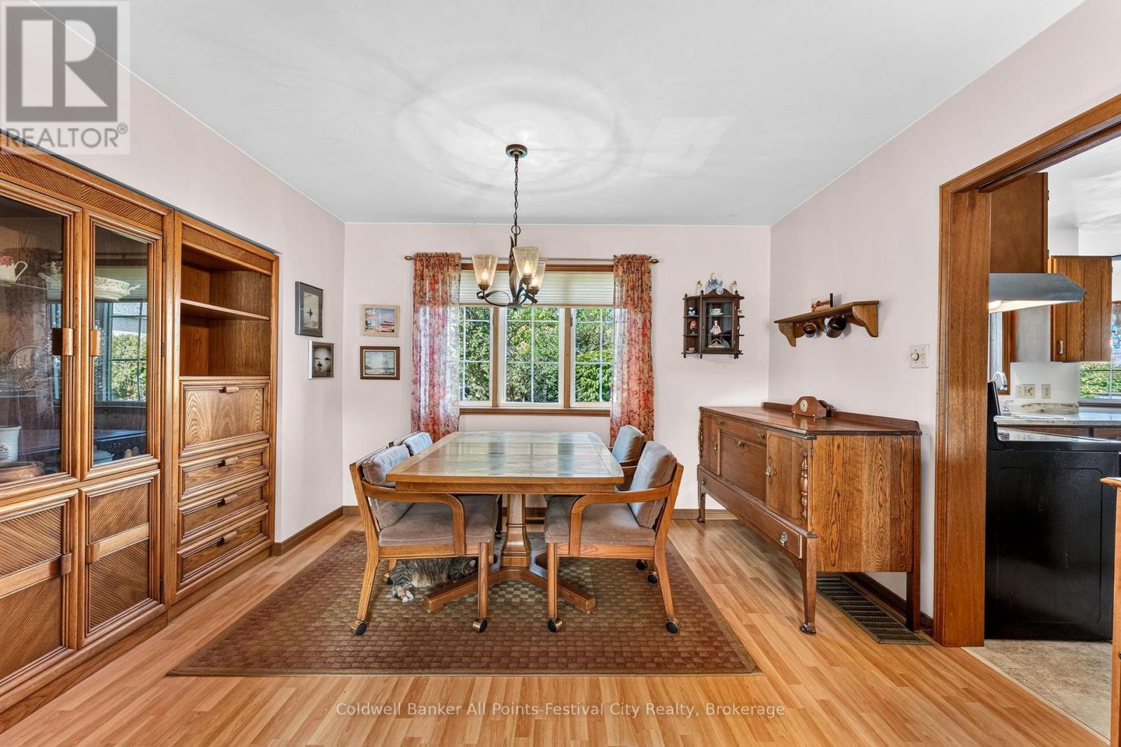 390 Eldon Street S, Goderich (Goderich (Town)), ON - Indoor Photo Showing Dining Room