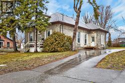 36 CAROLINE STREET Kawartha Lakes (Lindsay), ON K9V 1T1