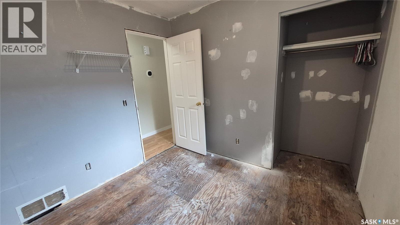 1715 Fleet Street, Regina, SK - Indoor Photo Showing Other Room