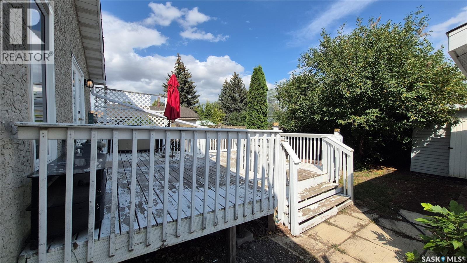 1715 Fleet Street, Regina, SK - Outdoor