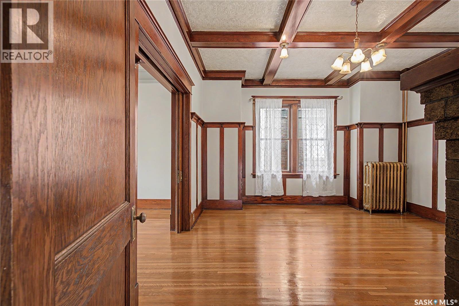 1037 Chestnut Avenue, Moose Jaw, SK - Indoor Photo Showing Other Room