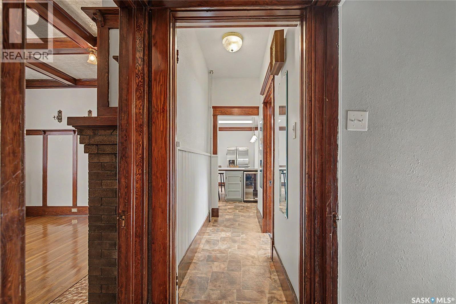 1037 Chestnut Avenue, Moose Jaw, SK - Indoor Photo Showing Other Room