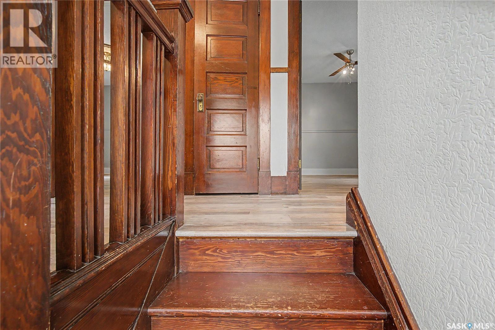 1037 Chestnut Avenue, Moose Jaw, SK - Indoor Photo Showing Other Room