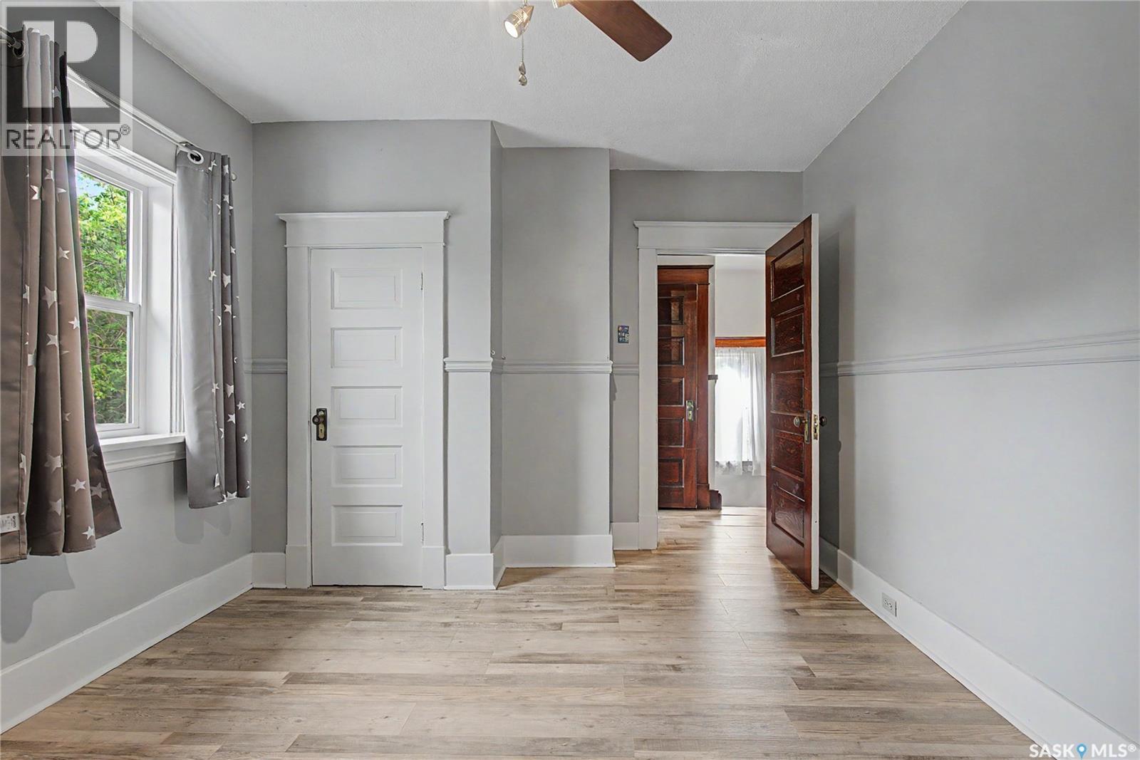 1037 Chestnut Avenue, Moose Jaw, SK - Indoor Photo Showing Other Room