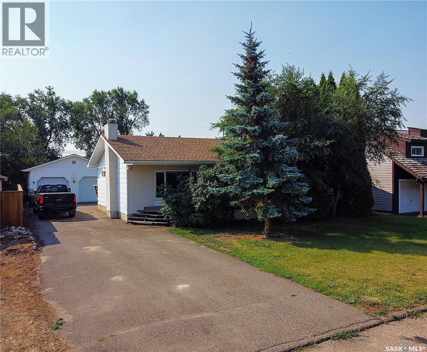 141 19Th Street, Battleford, SK - Outdoor