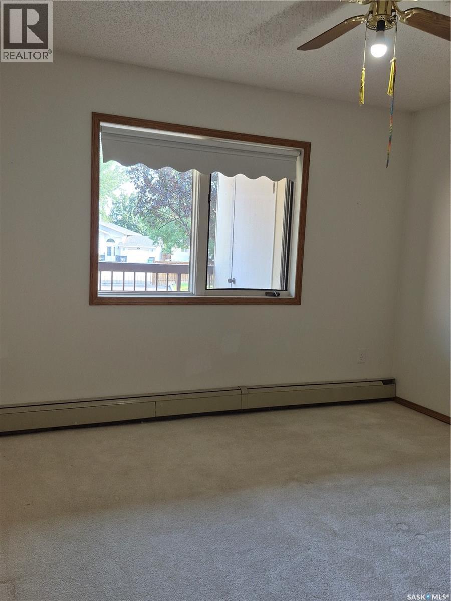 102 3220 33Rd Street W, Saskatoon, SK - Indoor Photo Showing Other Room