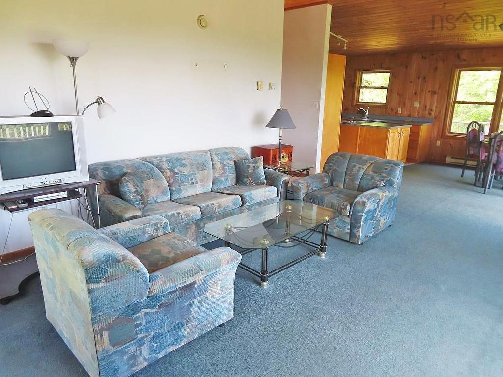 5875 West Bay Road, Roberta, NS - Indoor Photo Showing Living Room