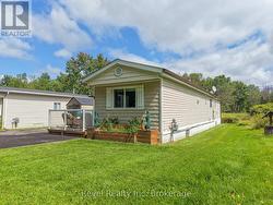 8 - 395 RIVERBEND ROAD North Bay (Ferris), ON P1B 8Z4