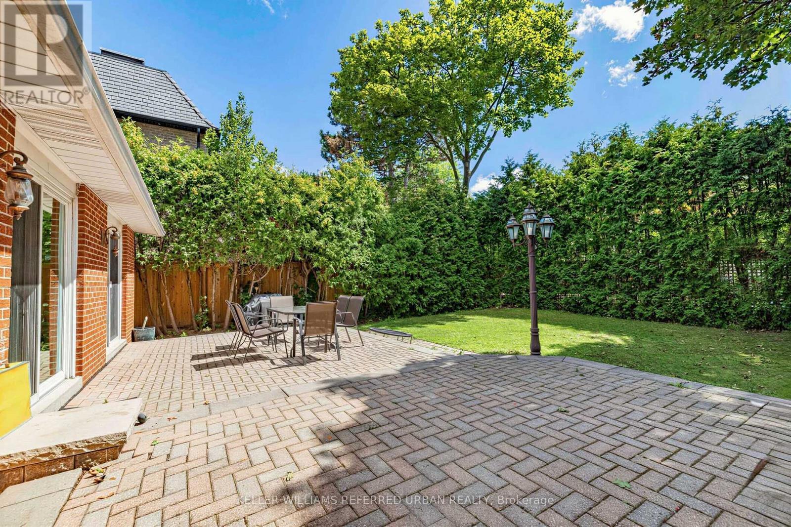 7 Chipstead Road, Toronto, ON - Outdoor