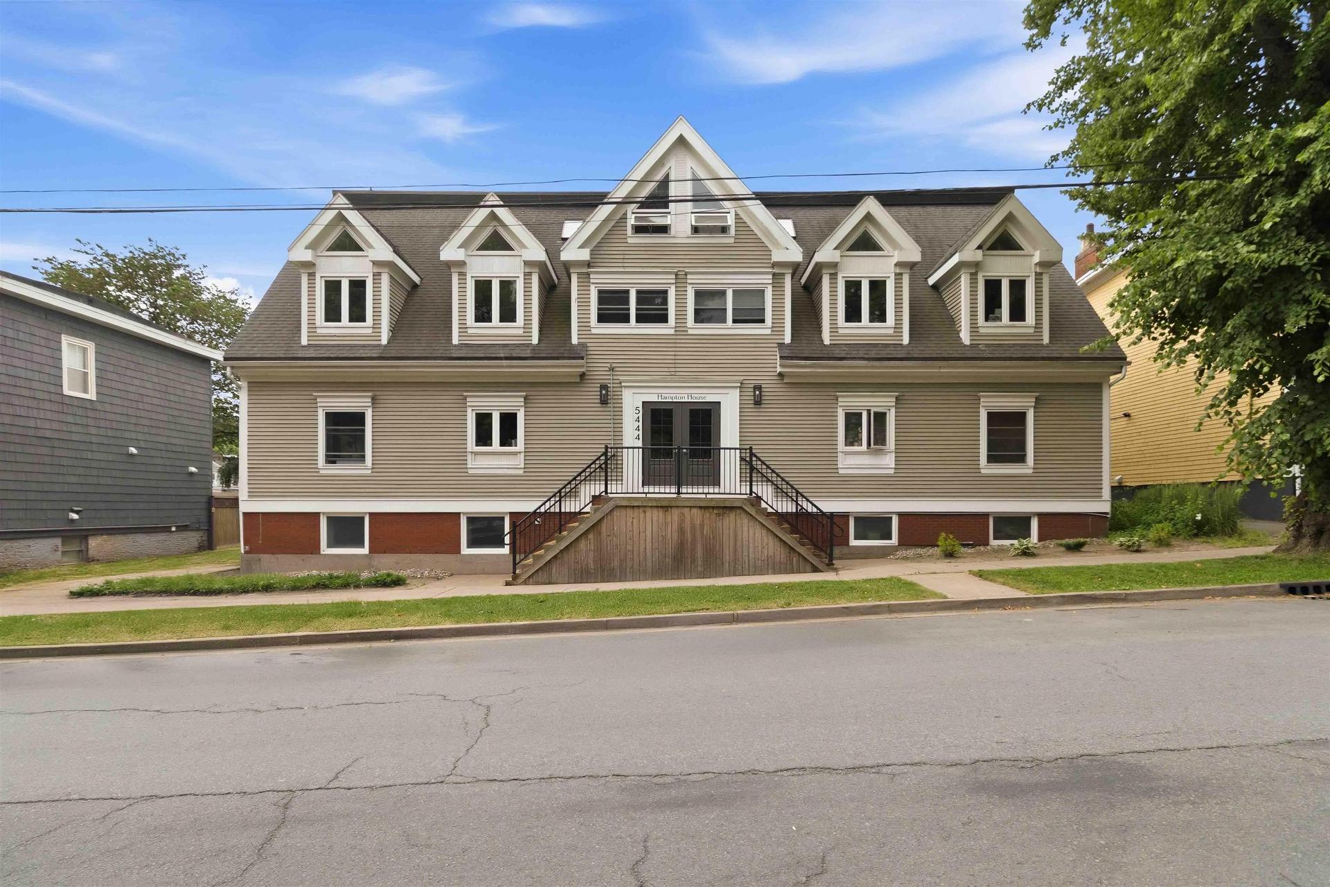 1 5444 Victoria Road, Halifax, NS - Outdoor With Facade