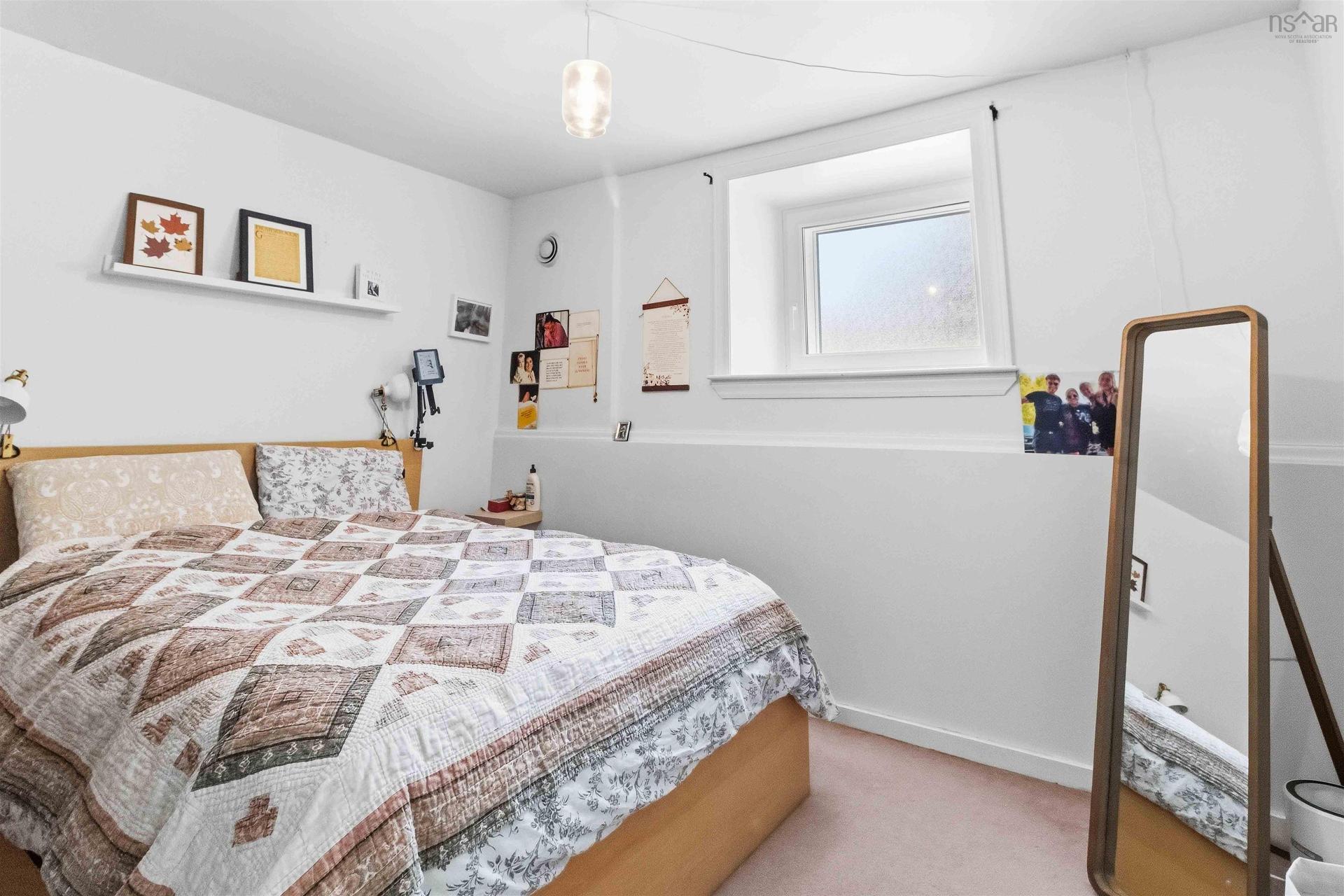 1 5444 Victoria Road, Halifax, NS - Indoor Photo Showing Bedroom