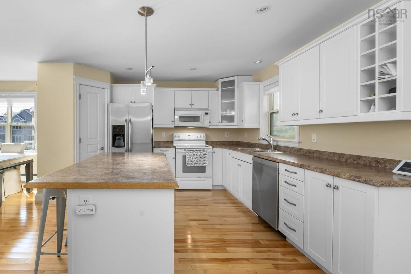 31 Sagewood Lane, Halifax, NS - Indoor Photo Showing Kitchen With Double Sink