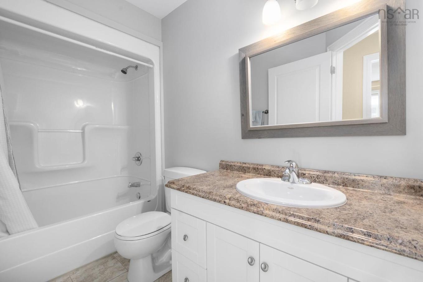 31 Sagewood Lane, Halifax, NS - Indoor Photo Showing Bathroom