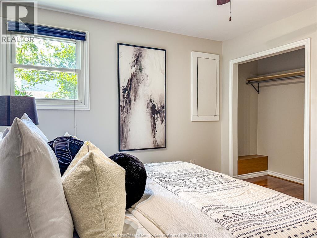 2529 Alexis, Windsor, ON - Indoor Photo Showing Bedroom